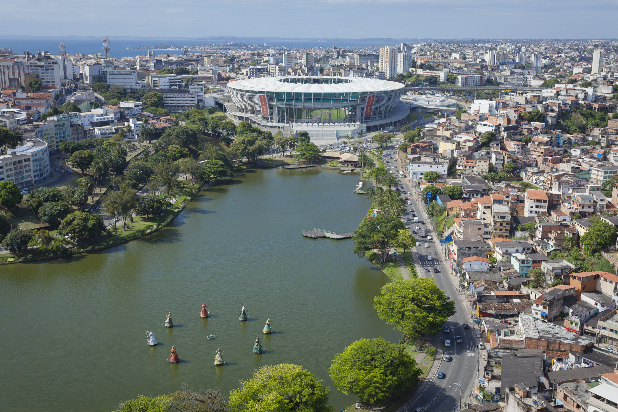 Ceni contra o São Paulo: Arena Fonte Nova vista do Dique do Tororó, em Salvador