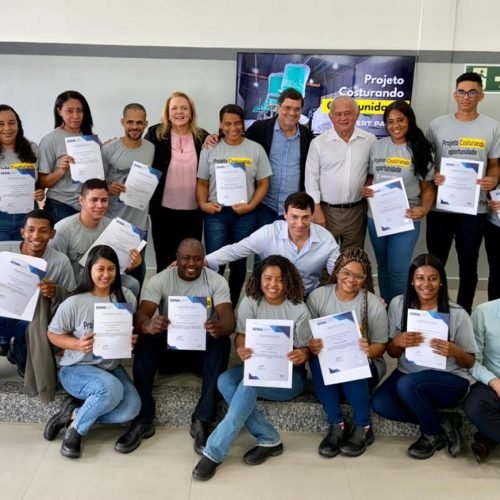 Projeto “Costurando Oportunidades” forma primeira turma e garante contratação imediata dos participantes