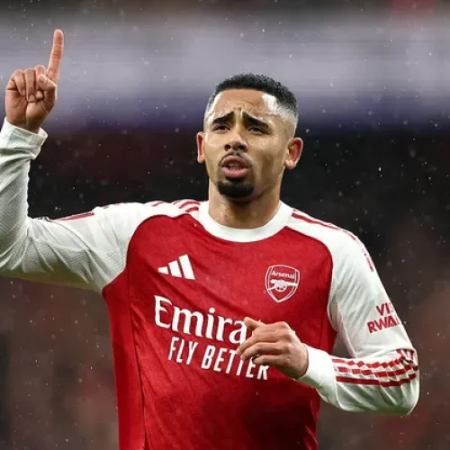 Gabriel Jesus inicia nova temporada com chance de recordes na Premier League