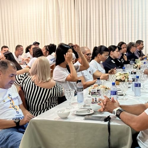 Almoço marca encerramento de curso intermunicipal de formação de guardas municipais em Feira de Santana