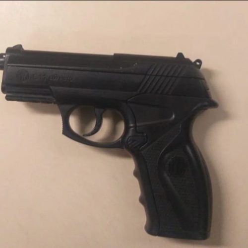 66ª CIPM apreende simulacro de arma de fogo em Feira de Santana.