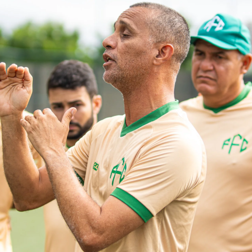 Rodagem do elenco amplia opções do Feira FC para semifinal do Baianão Série B