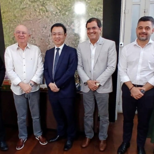 Executivos da BYD visitam Feira de Santana e avaliam instalação de unidade fabril