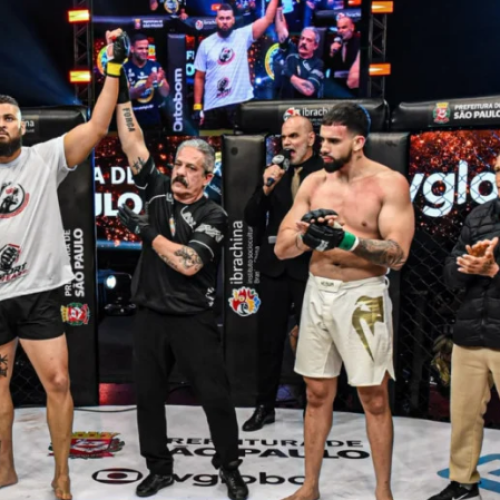 Weslley Alec vence em apenas 16 segundos no Jungle Fight 154 e leva o nome de Feira de Santana ao topo do MMA